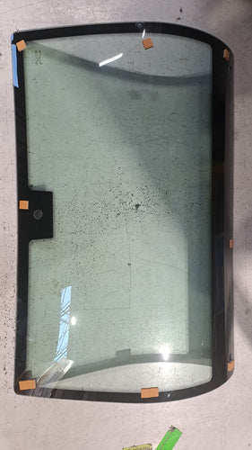 1VV0684 - VETRO POSTERIORE QUADRICICLO B2211