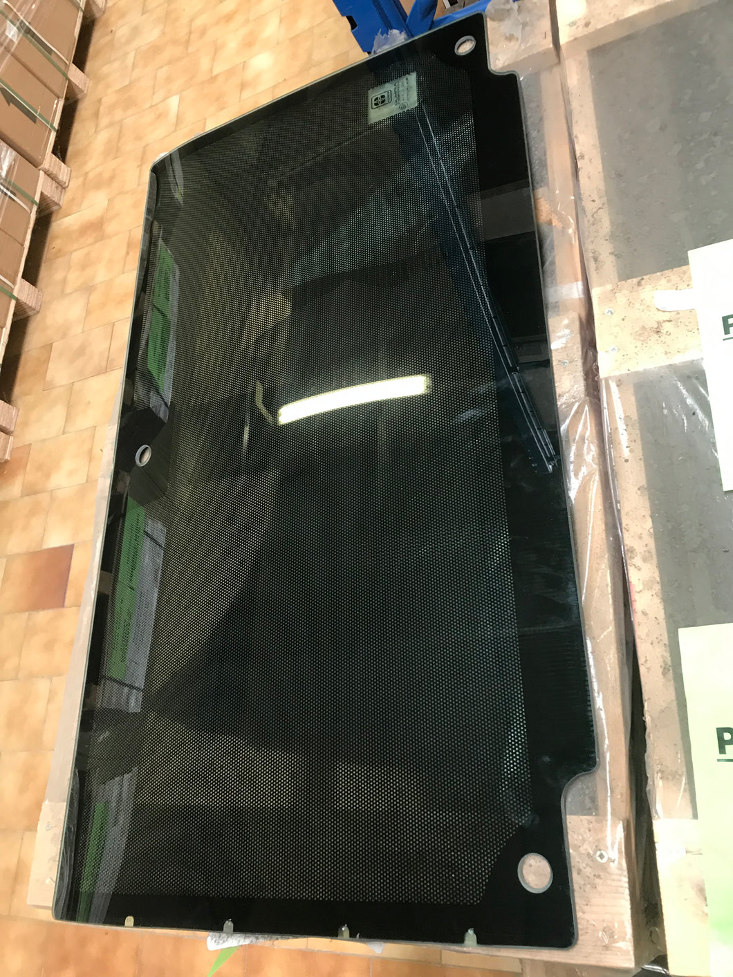 1VV0640/10 - VETRO OBLO` TETTO VAN