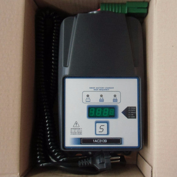 5600887 - KIT CARICABATT.EST.LITIO 51.8V 20A+BORSA - SC3