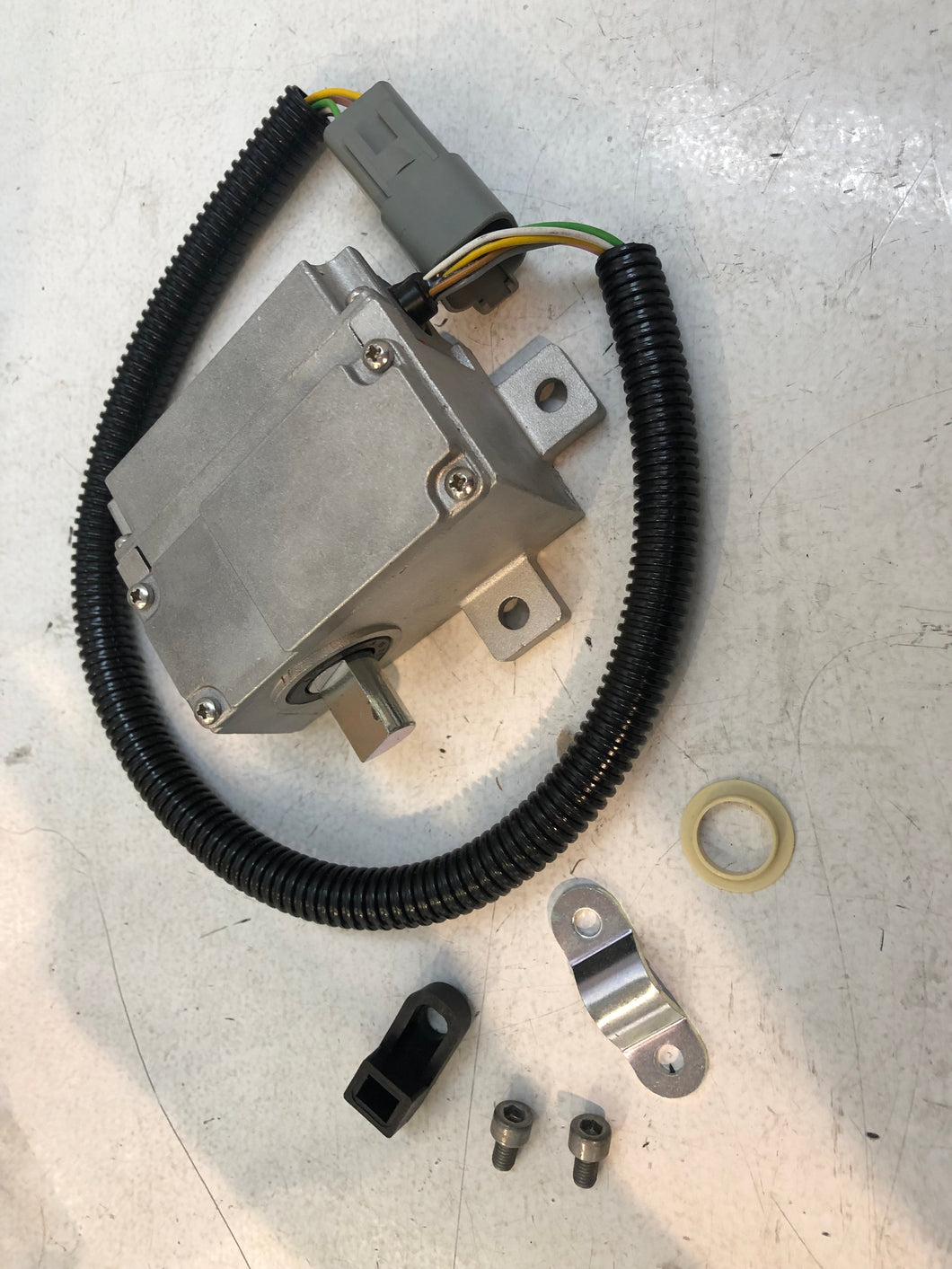 1AC5532 - ACCELERATORE EFF. HALL - KI2