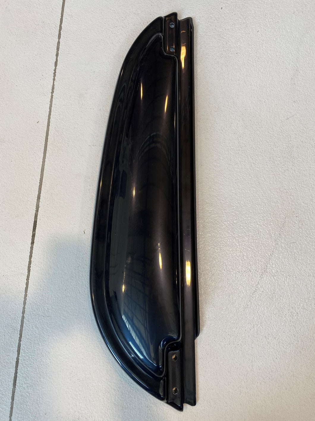 3602830/10 - FINESTRINO POSTERIORE DESTRO NERO